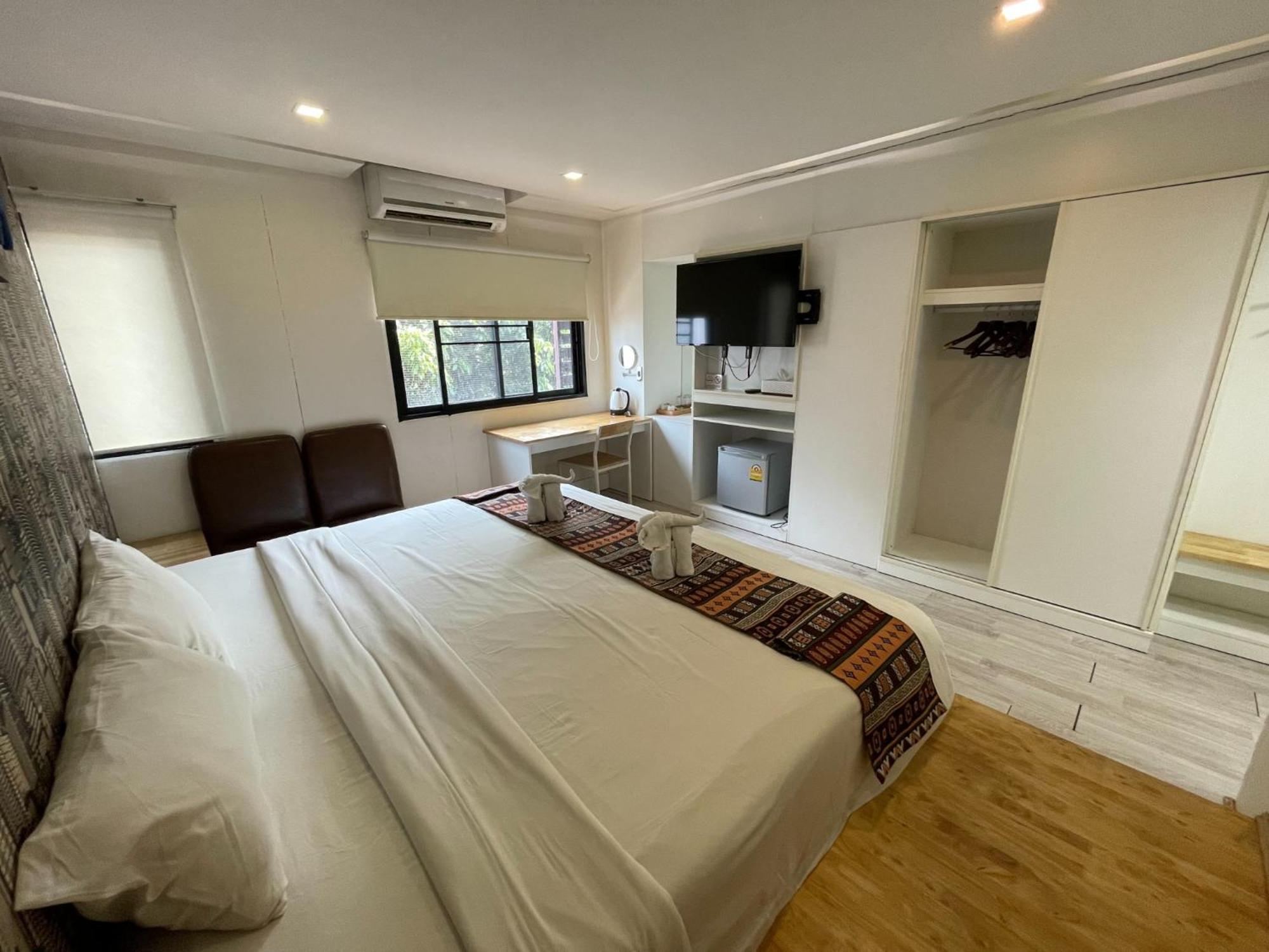Le Pure Hotel Chiangmai SHA Chiang Mai Esterno foto
