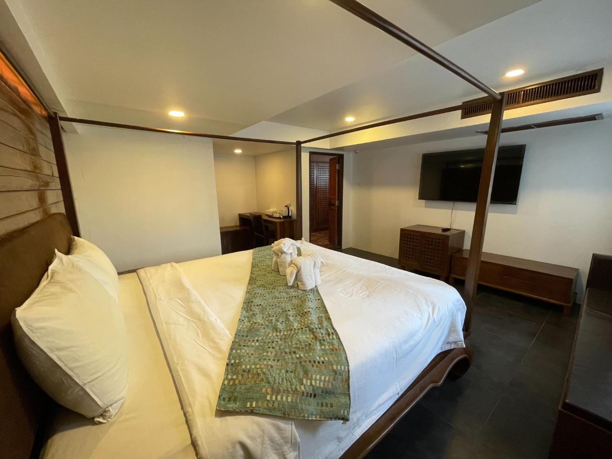 Le Pure Hotel Chiangmai SHA Chiang Mai Esterno foto