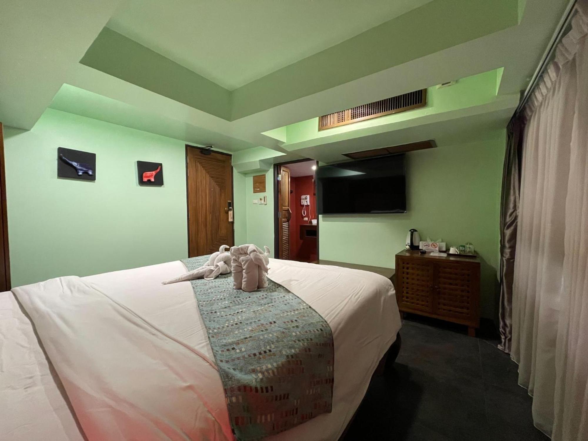 Le Pure Hotel Chiangmai SHA Chiang Mai Esterno foto